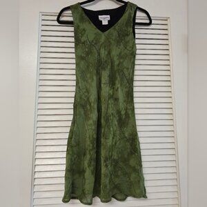 Tessuto - Bohemian Green Leaf Pattern Sleeveless Dress With Black Lining